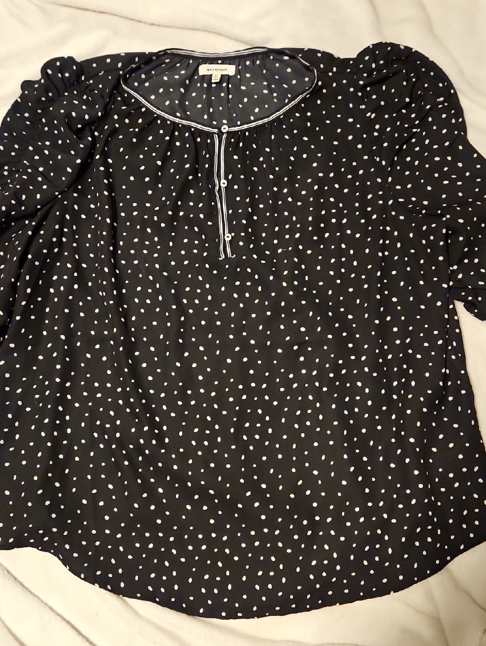 Max Studio Black Polka Dot Puff-Sleeve Blouse